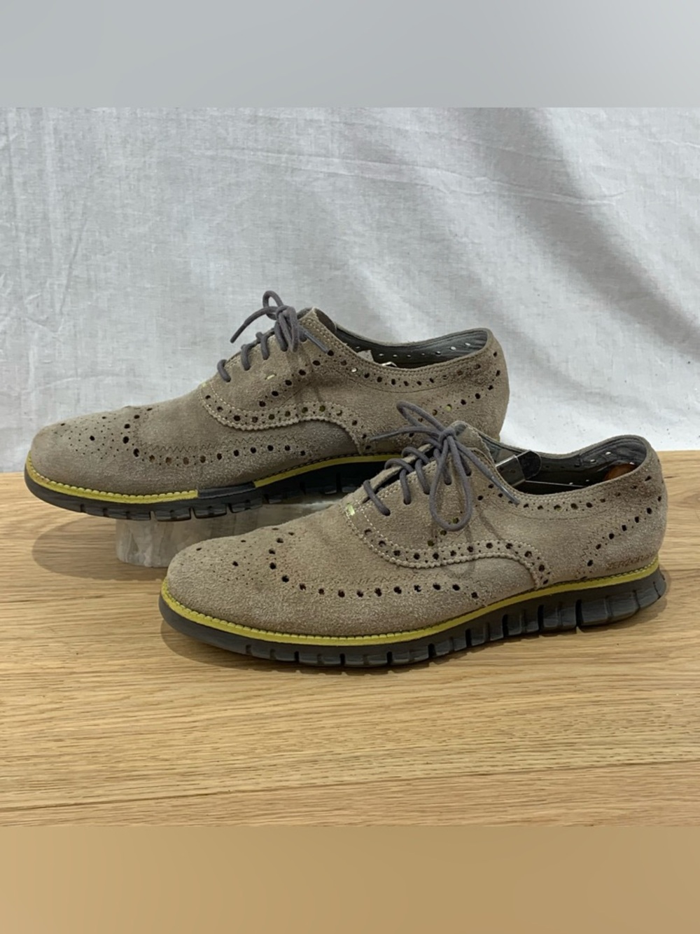 Cole Haan Zerogrand Men’s Size 10M Wingtip Oxford Beige Suede Shoes